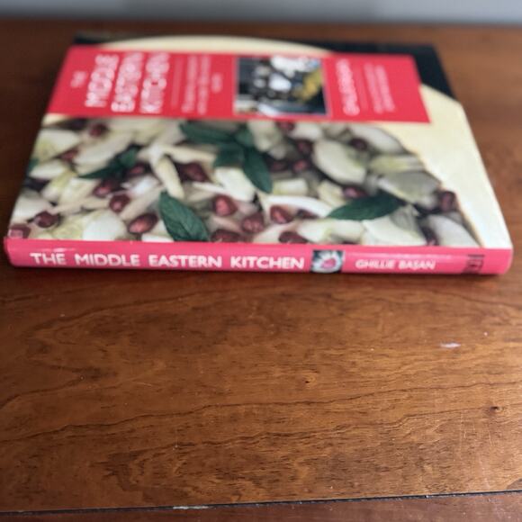 The Middle Eastern Kitchen‎ Hardcover Ghillie Basan 150 Authentic Recipes - Picture 4 of 9